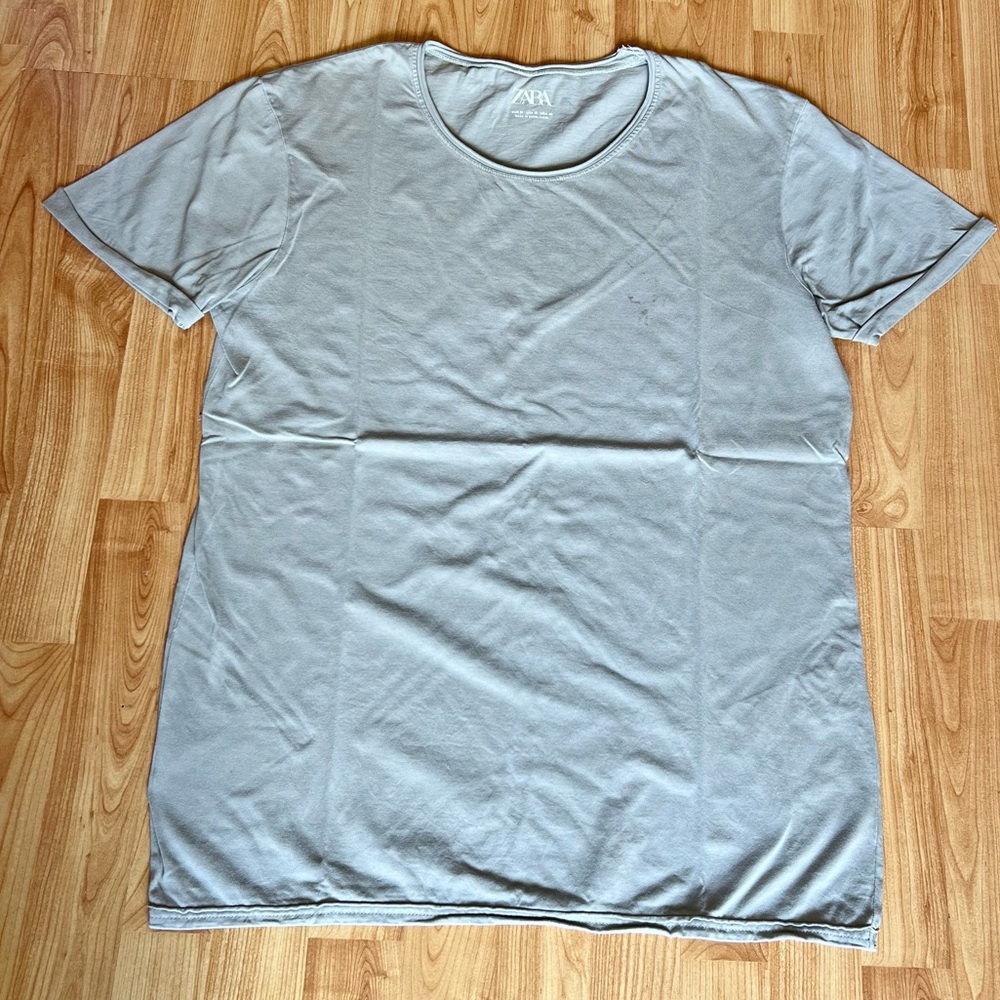 Zara men t shirt